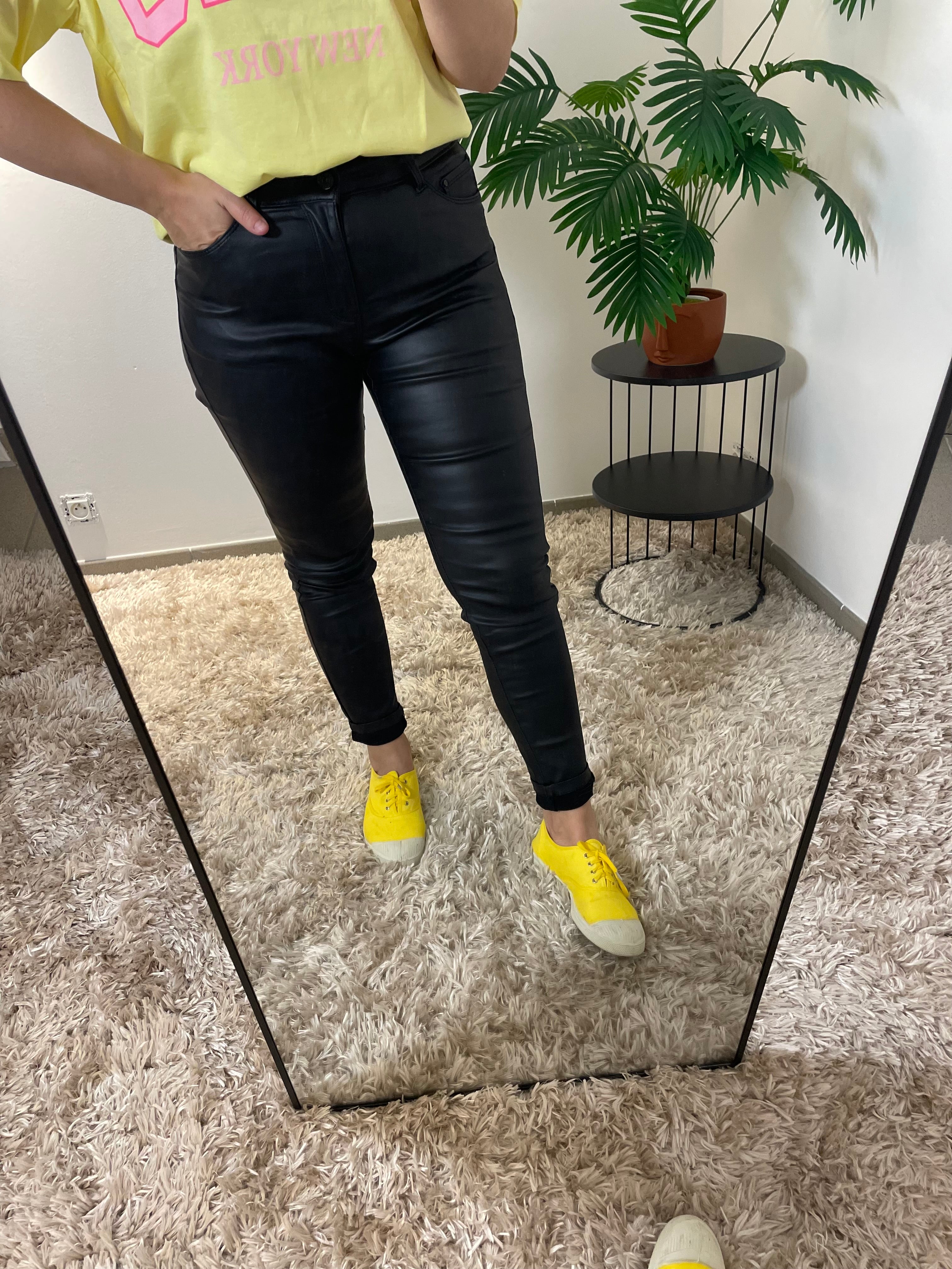 Pantalon Enduit Noir - Style Rock Élégant | Maison Adèle