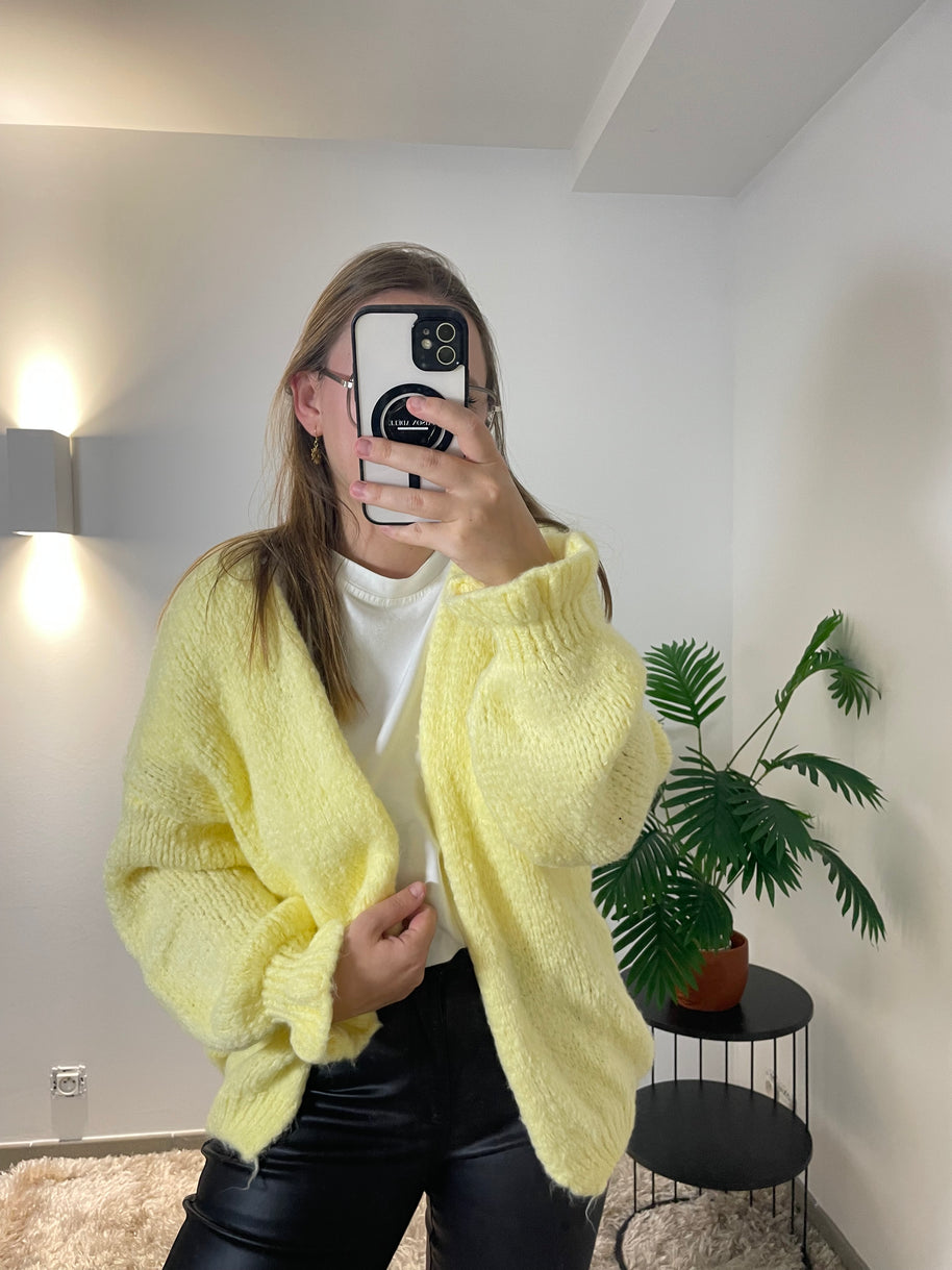 Gilet Maille Sarah Jaune - Douceur & Confort | Maison Adèle