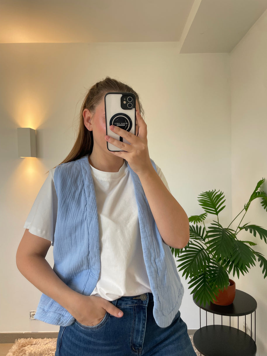 Gilet Éléa Bleu Clair - Fraîcheur & Élégance | Maison Adèle